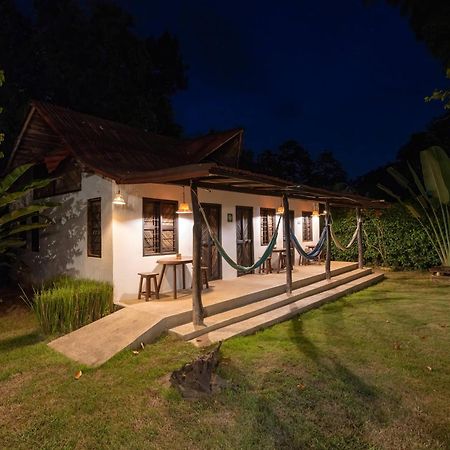 Hostal La Media Luna Palomino Exterior foto