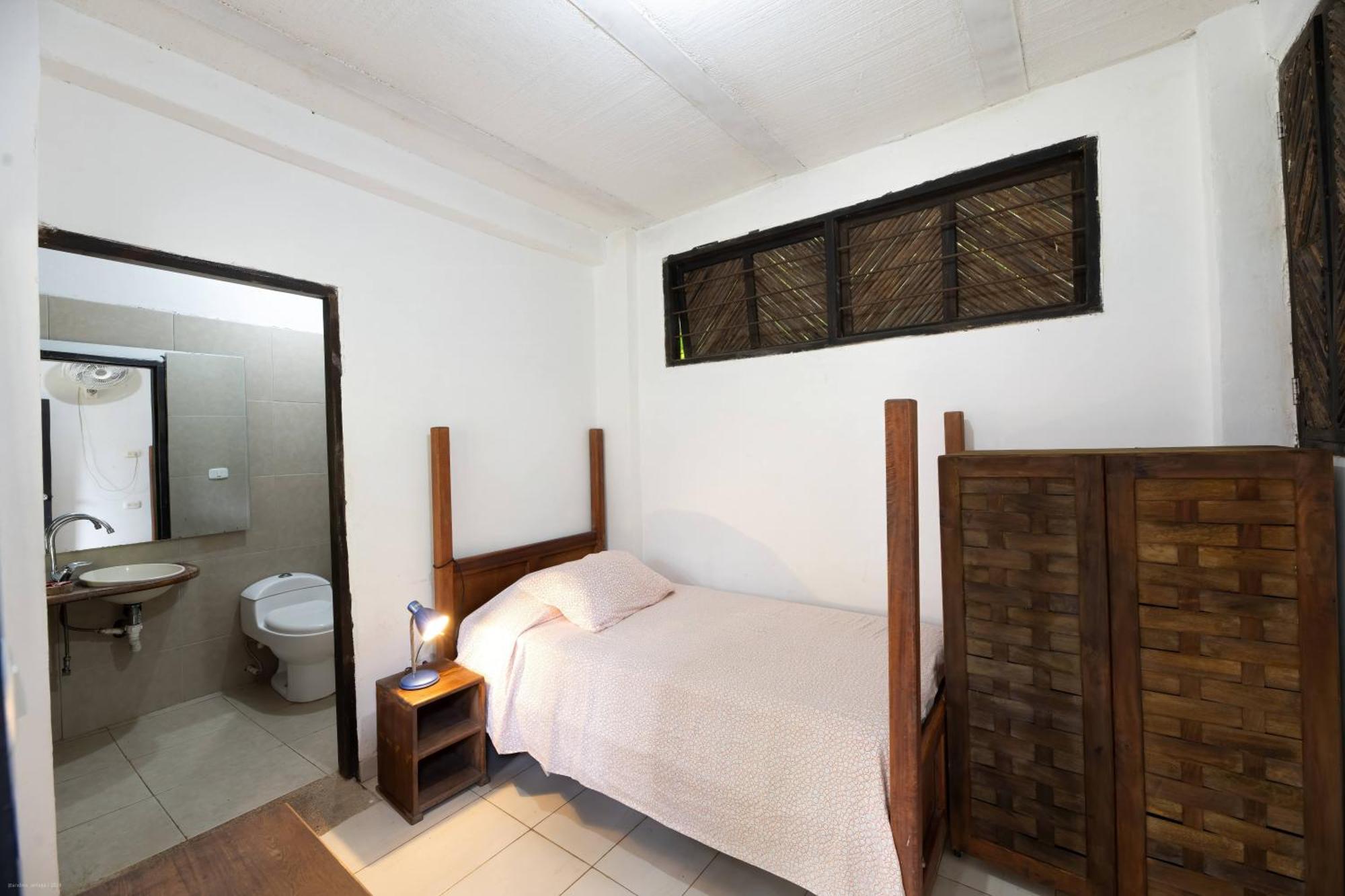 Hostal La Media Luna Palomino Exterior foto